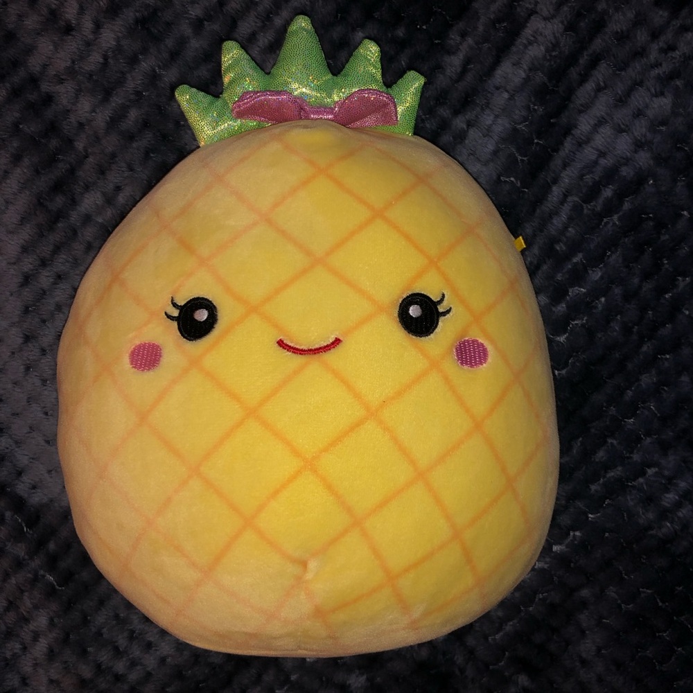 Squishmallows Zyta the Pineapple Cute Plush Toy Soft Kellytoy 9” Yellow EUC